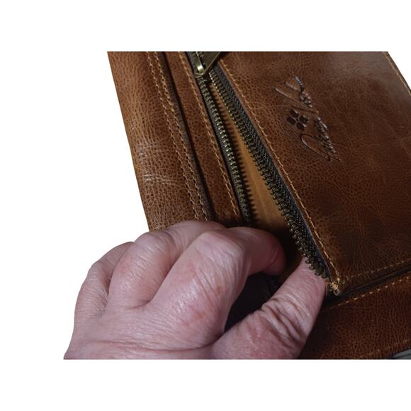 Patricia Nash Wallet Clutch distressed leather - Picture 4 of 5